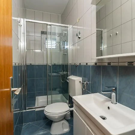 Guest house Francesca 3*