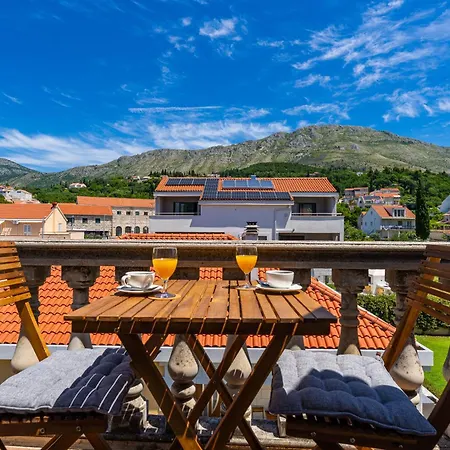 Francesca Guest house 3*